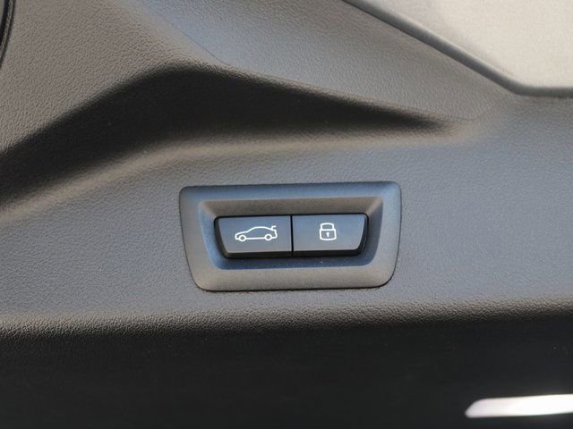 Used 2025 BMW X5 xDrive40i w/ Climate Comfort Package image 34