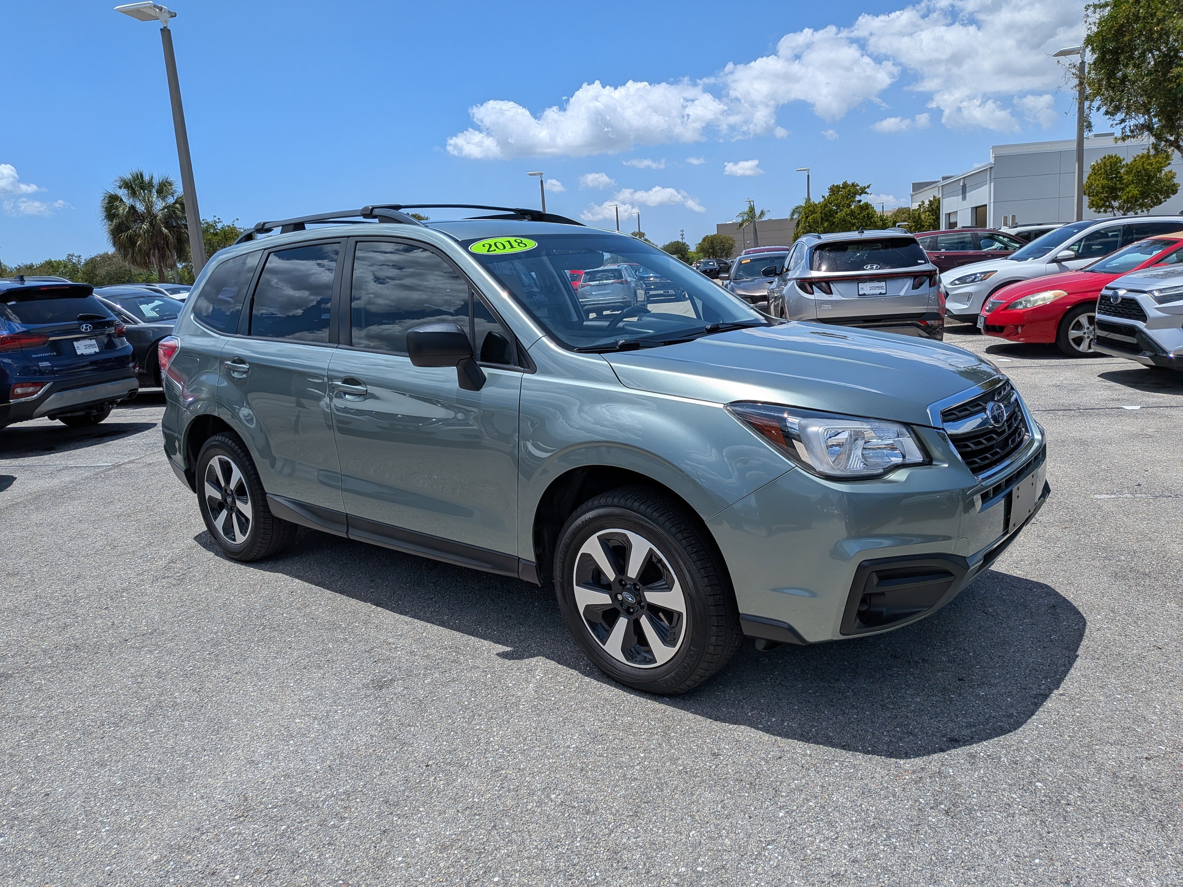 Used 2018 Subaru Forester 2.5i w/ Alloy Wheel Package AWD/4WD image 2
