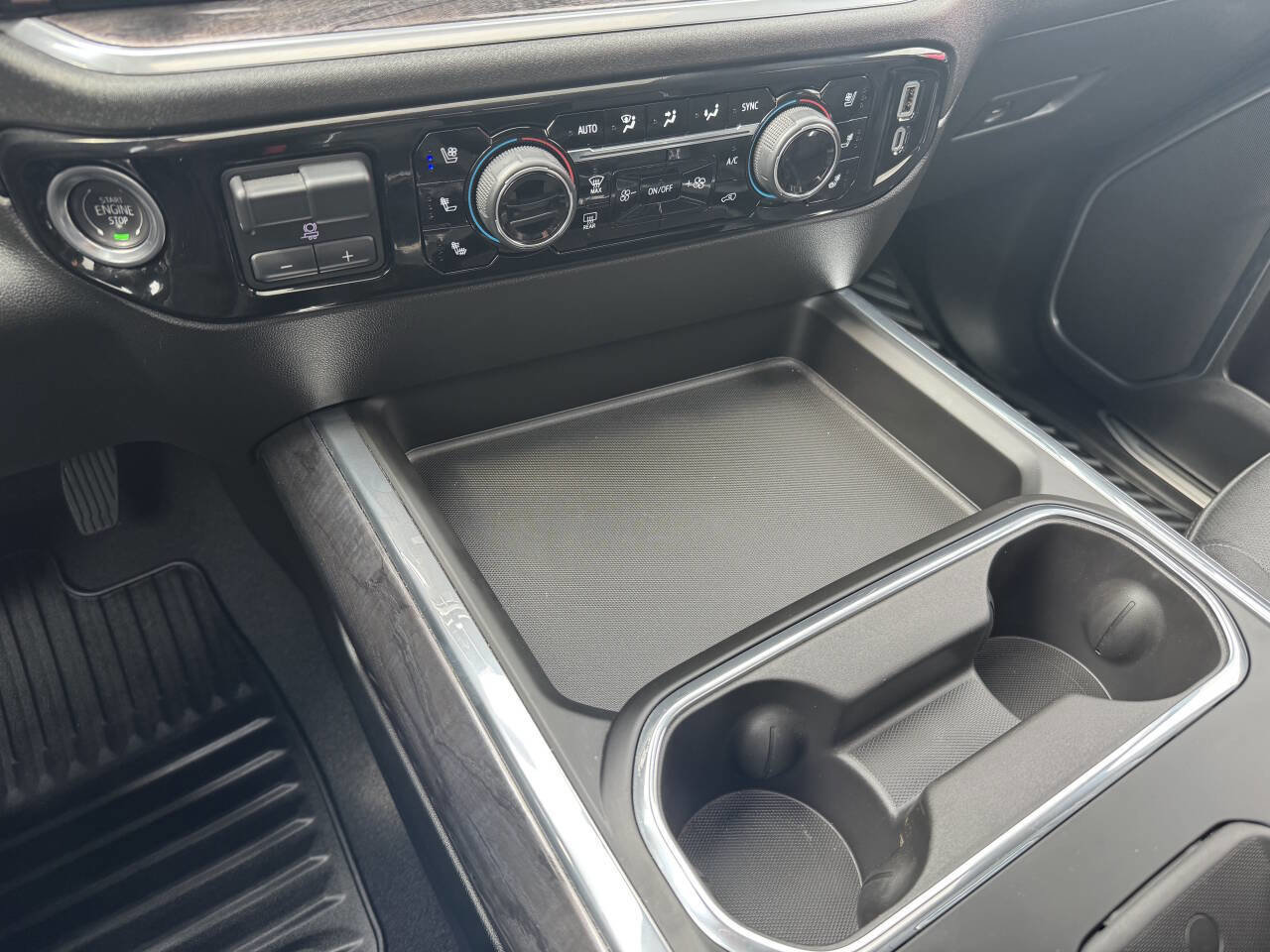 Used 2025 Chevrolet Silverado 2500 LTZ w/ Trail Boss Package image 13