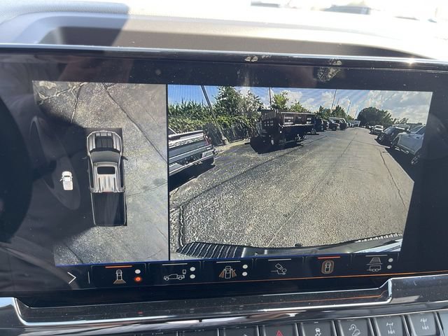 New 2026 Chevrolet Silverado 1500 ZR2 w/ LPO, Dark Essentials Package AWD/4WD image 17