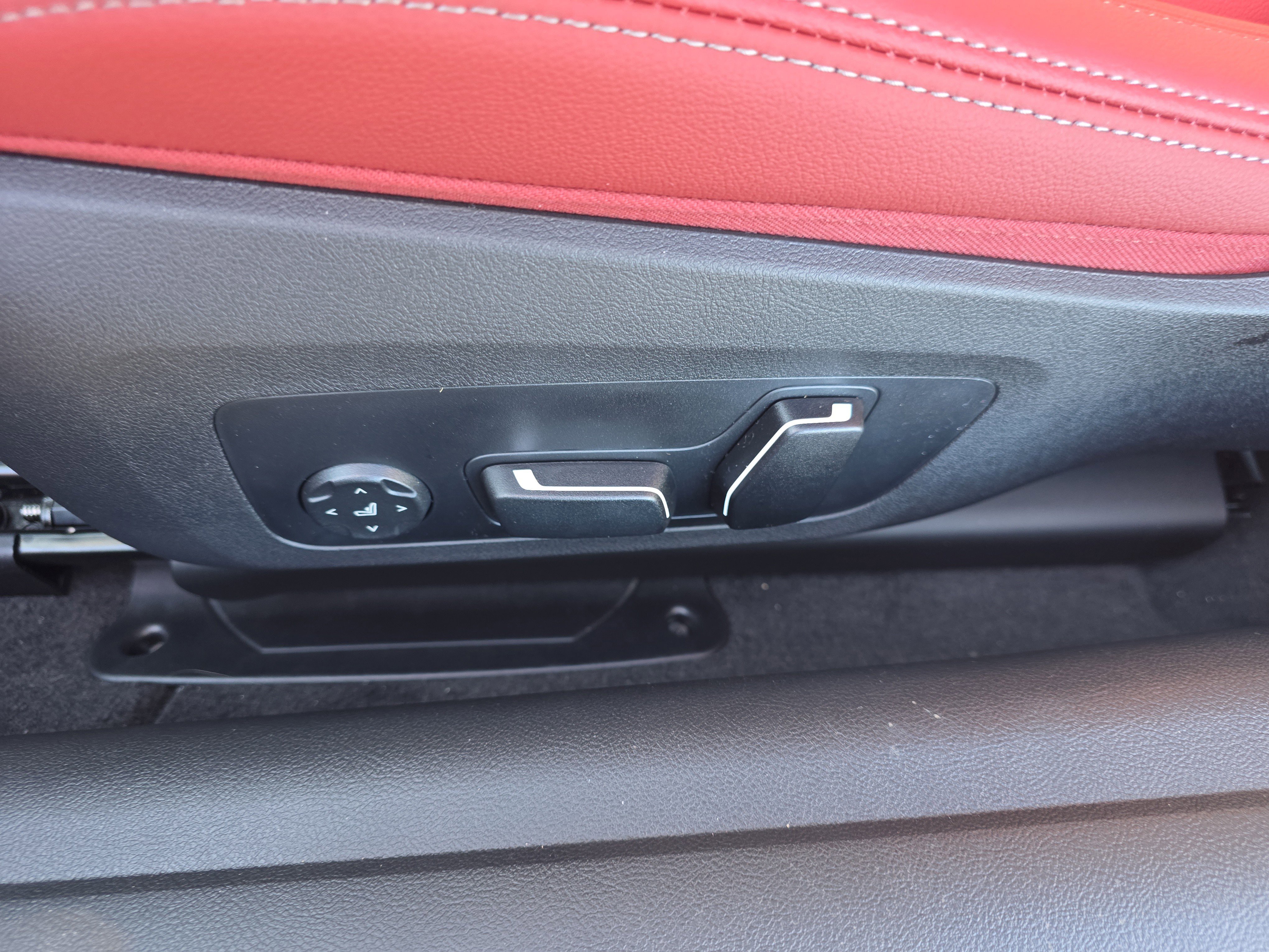 New 2026 BMW 430i 430i w/ M Sport Package image 10