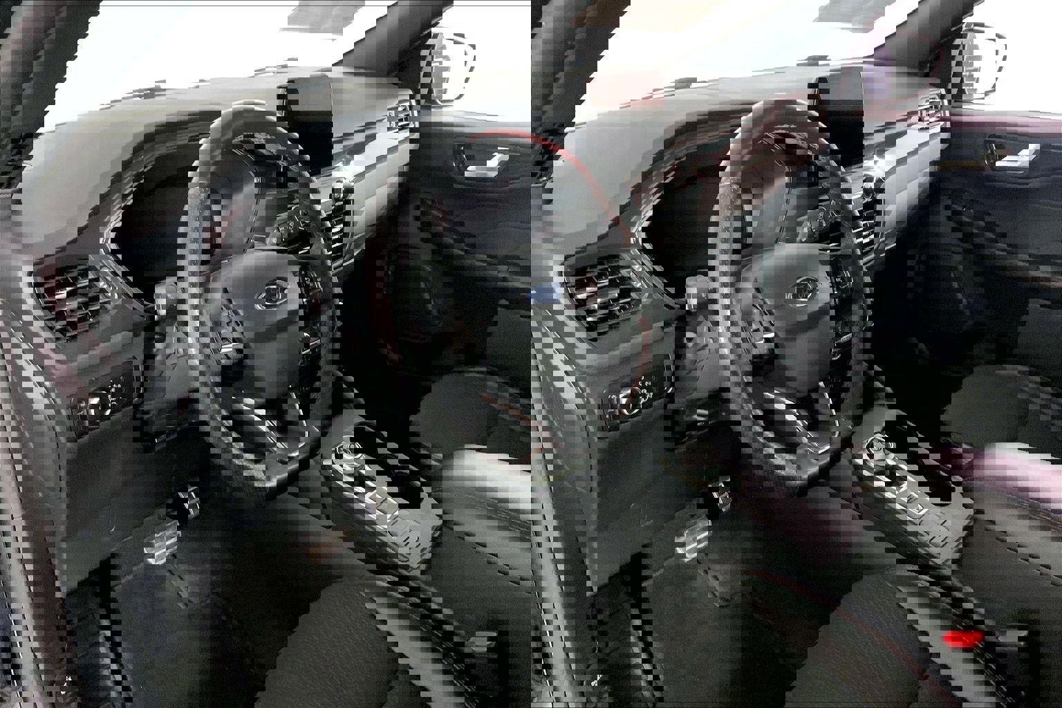 Used 2024 Ford Escape ST-Line image 14