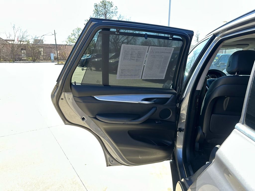 Used 2015 BMW X5 xDrive35d image 18