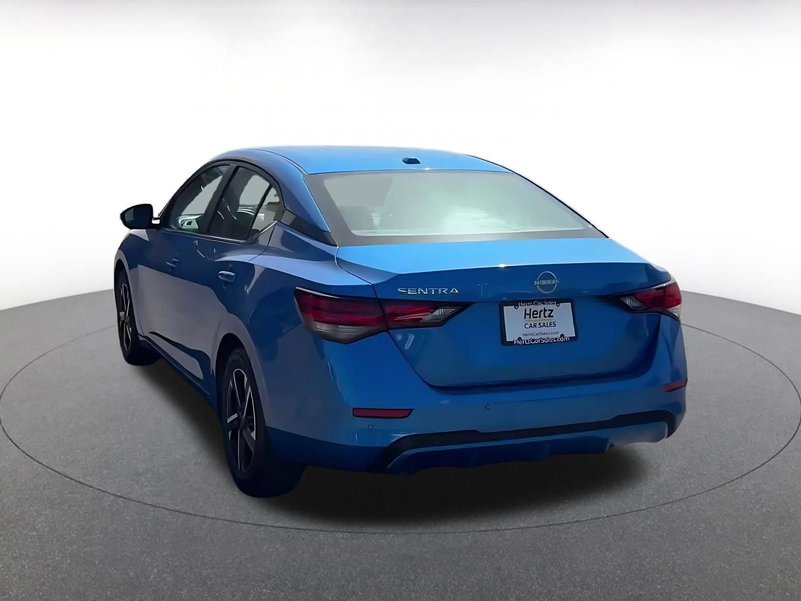 Used 2025 Nissan Sentra SV image 11