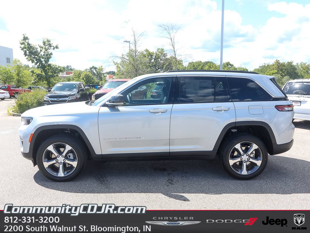New 2025 Jeep Grand Cherokee Limited AWD/4WD image 4