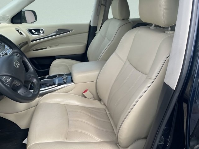 Used 2019 INFINITI QX60 Luxe w/ Essential Package image 18