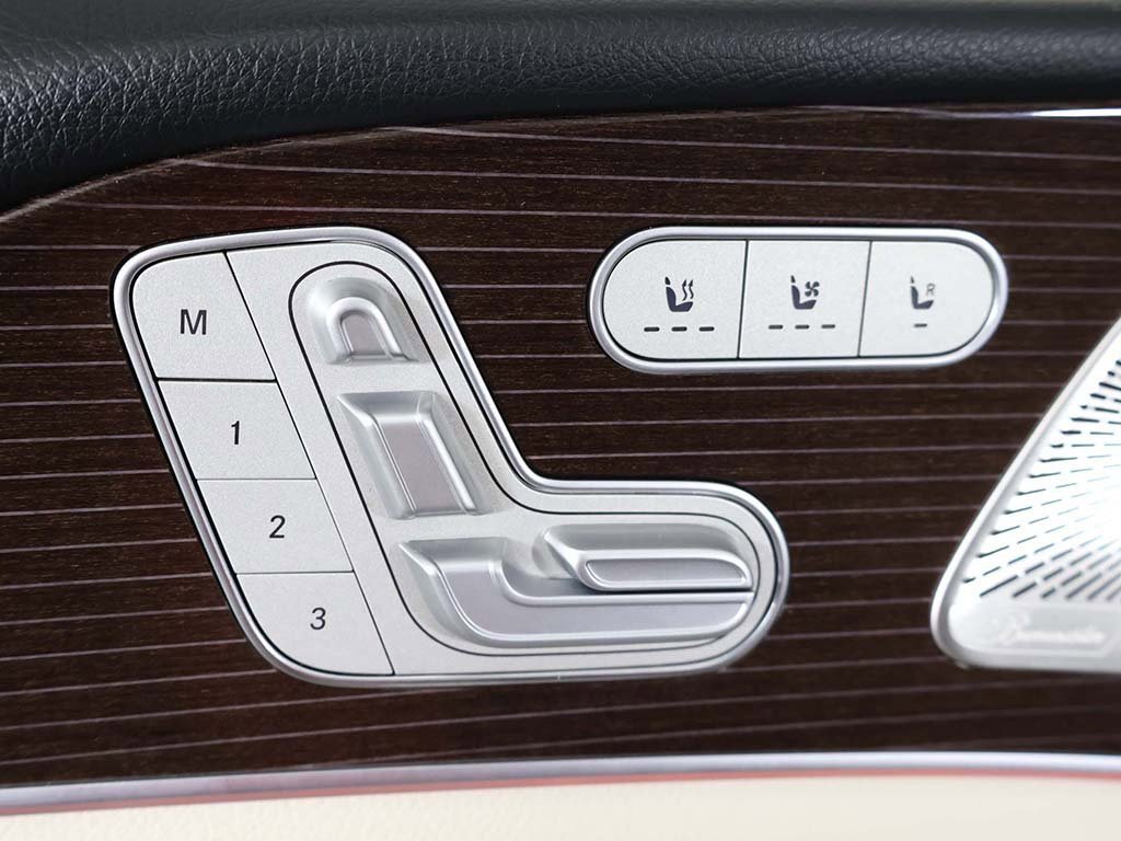 Used 2021 Mercedes-Benz GLS 450 GLS 450 image 40