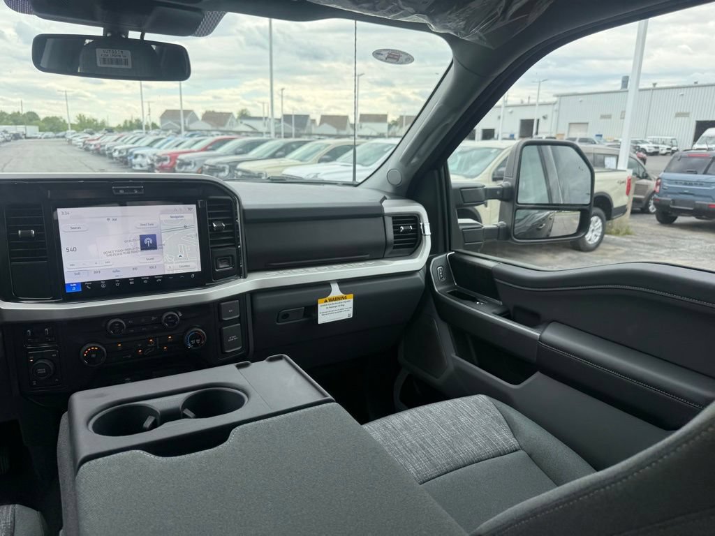 New 2026 Ford F250 XLT w/ XLT Premium Package AWD/4WD image 37