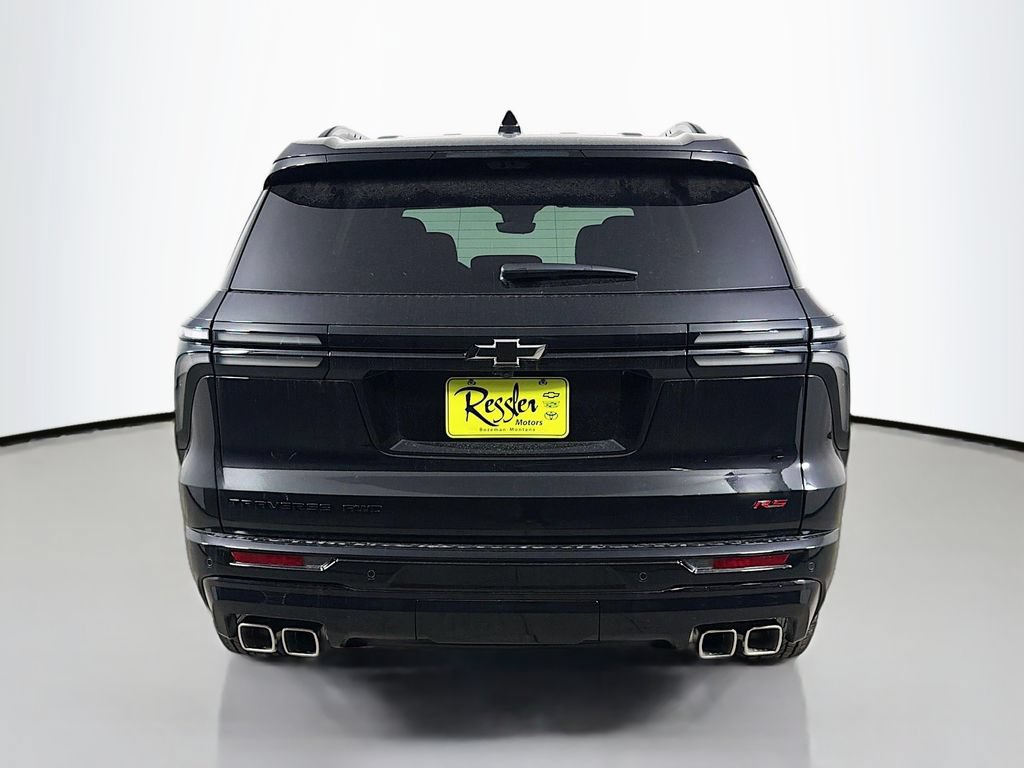 New 2026 Chevrolet Traverse RS w/ LPO, Floor Liner Package AWD/4WD image 6