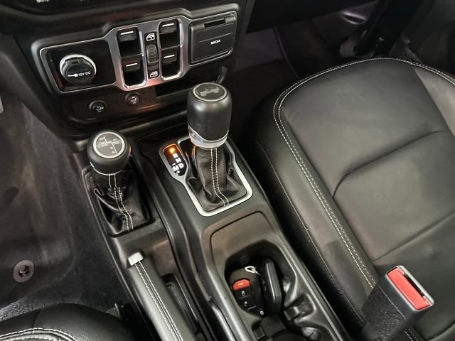 Used 2023 Jeep Wrangler Unlimited Sahara image 19