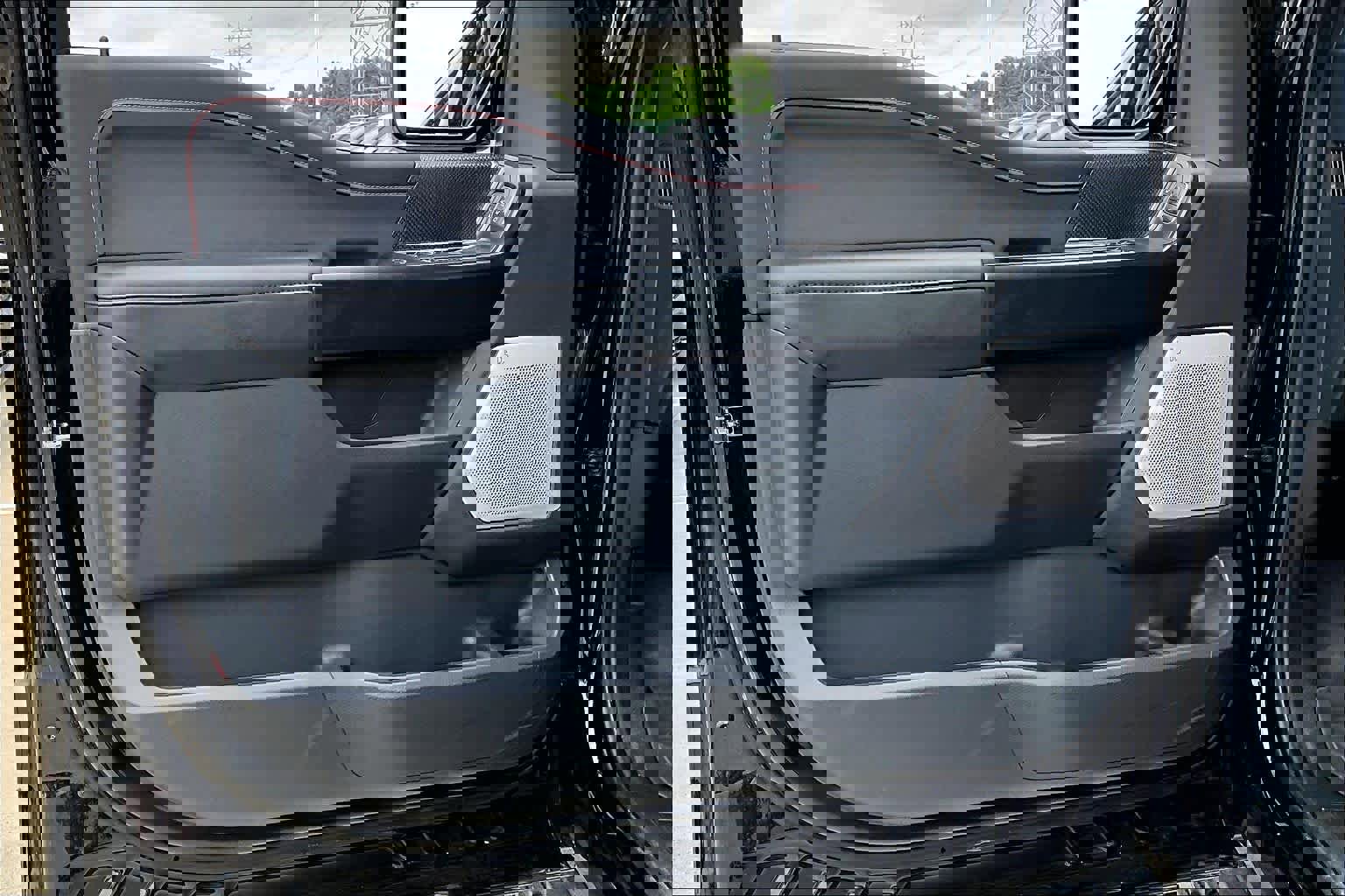 Used 2025 Ford F150 Raptor AWD/4WD image 21