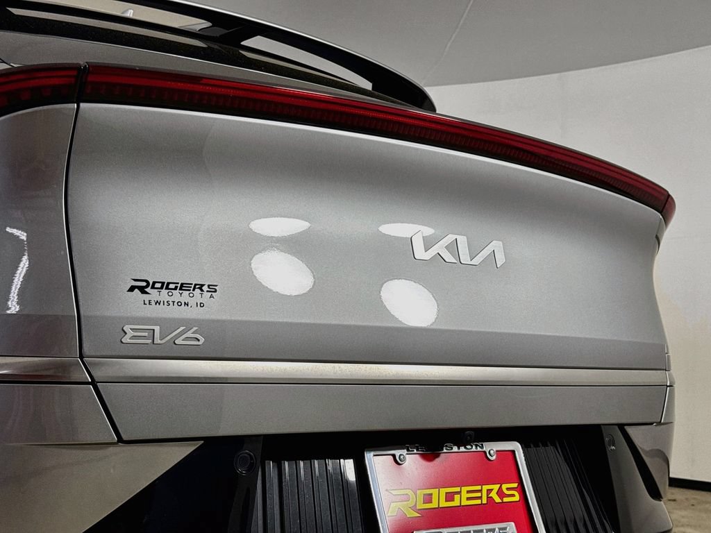 Used 2022 Kia EV6 Wind RWD image 27