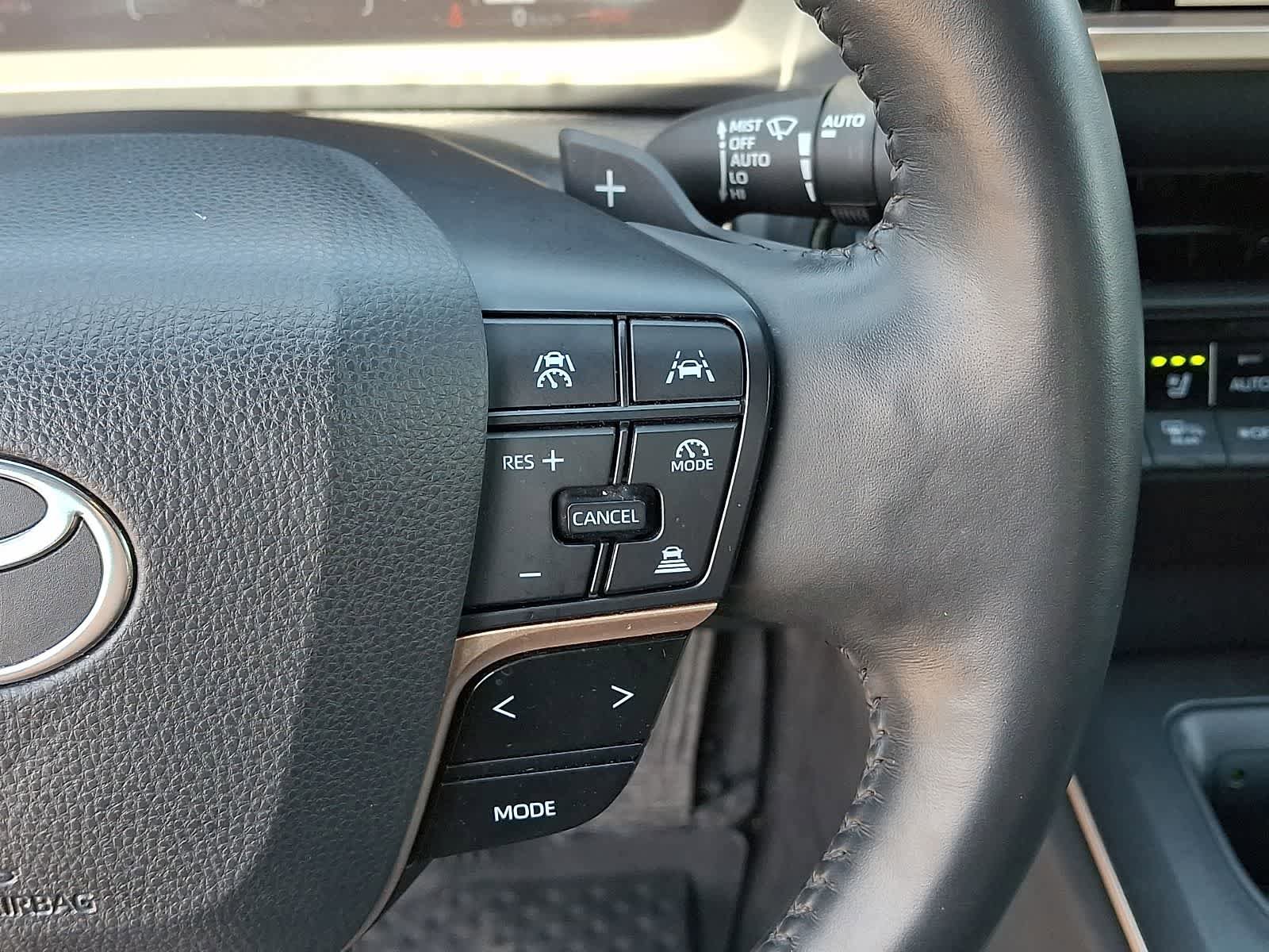 Used 2023 Toyota Crown Platinum AWD/4WD image 26