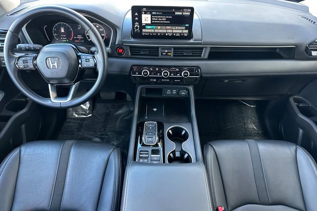 Certified 2024 Honda Pilot Touring image 12