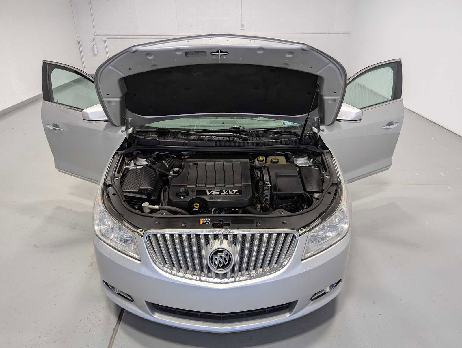 Used 2012 Buick LaCrosse Leather FWD image 13