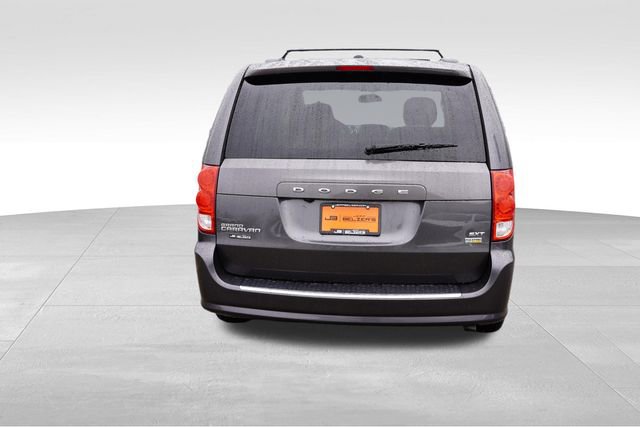 Used 2018 Dodge Grand Caravan SXT FWD image 6