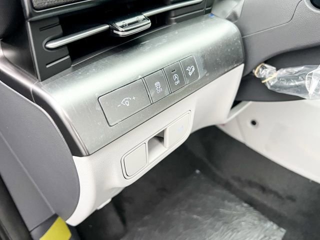 New 2026 Hyundai Kona SE image 15