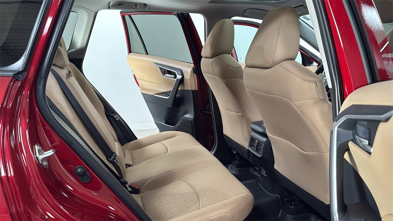 Certified 2025 Toyota RAV4 XLE image 17