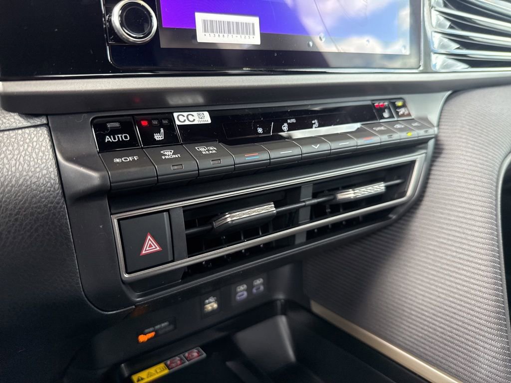 New 2026 Toyota Camry SE image 11