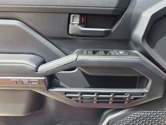 Used 2025 Toyota 4Runner TRD Off-Road image 19