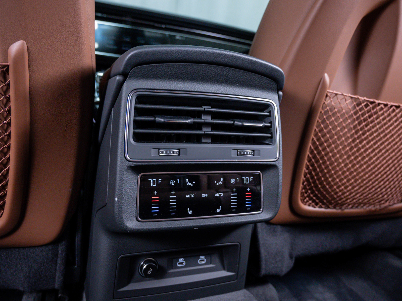 Used 2023 Audi Q7 3.0T Prestige image 18