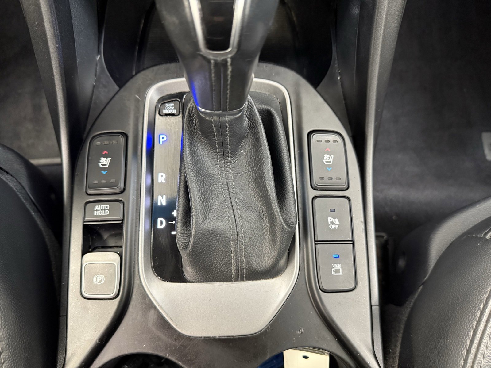 Used 2018 Hyundai Santa Fe Sport w/ 2.0T Ultimate Tech Package 05 image 28