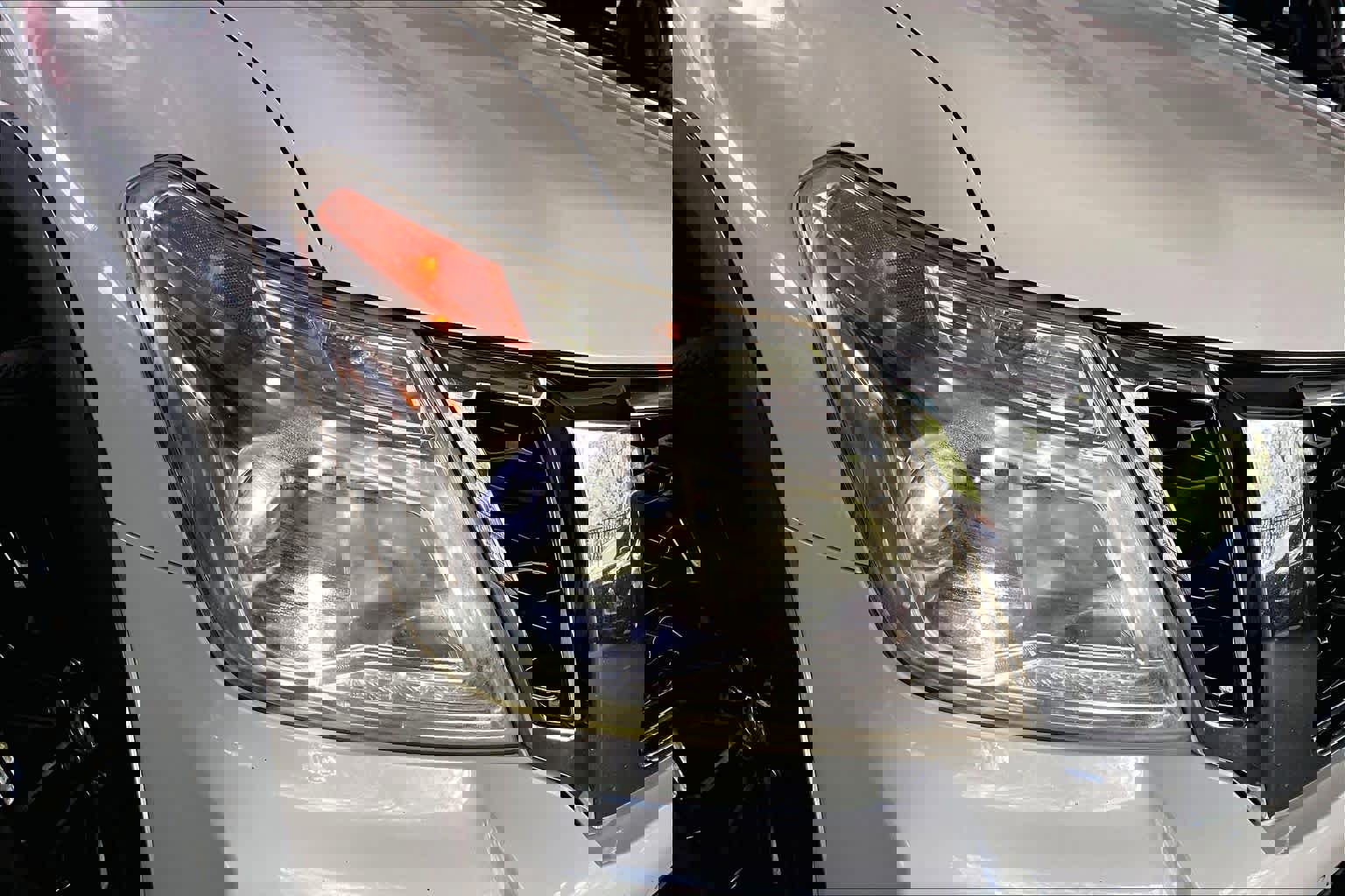 Used 2017 Nissan Armada Platinum w/ Captain Seat Package image 27