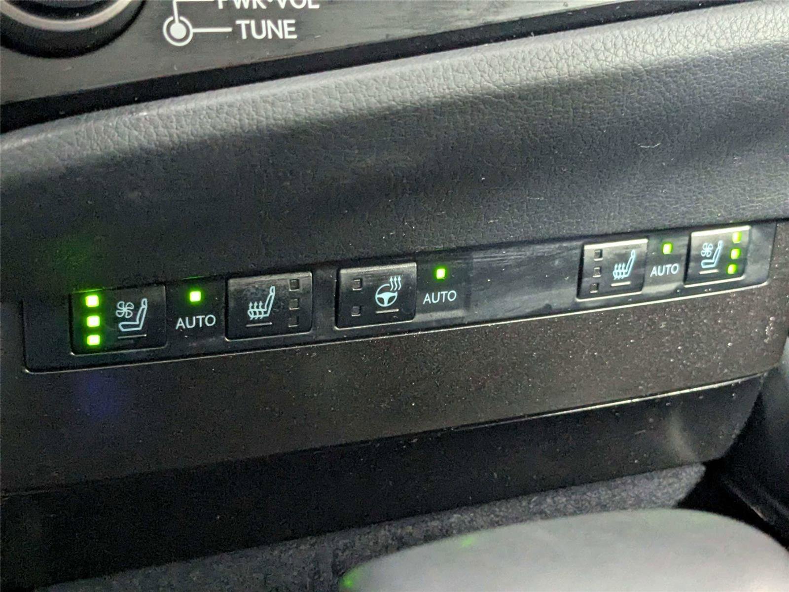 Used 2025 Lexus ES 350 w/ Premium Package FWD image 18