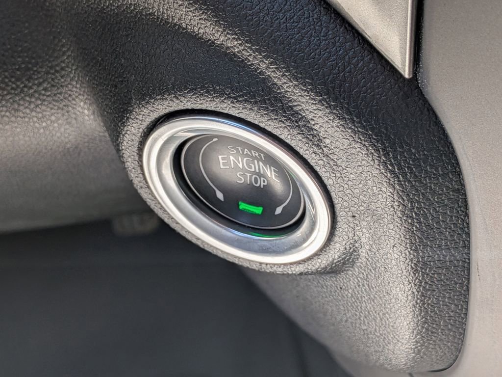 Used 2022 Chevrolet Silverado 1500 RST AWD/4WD image 34