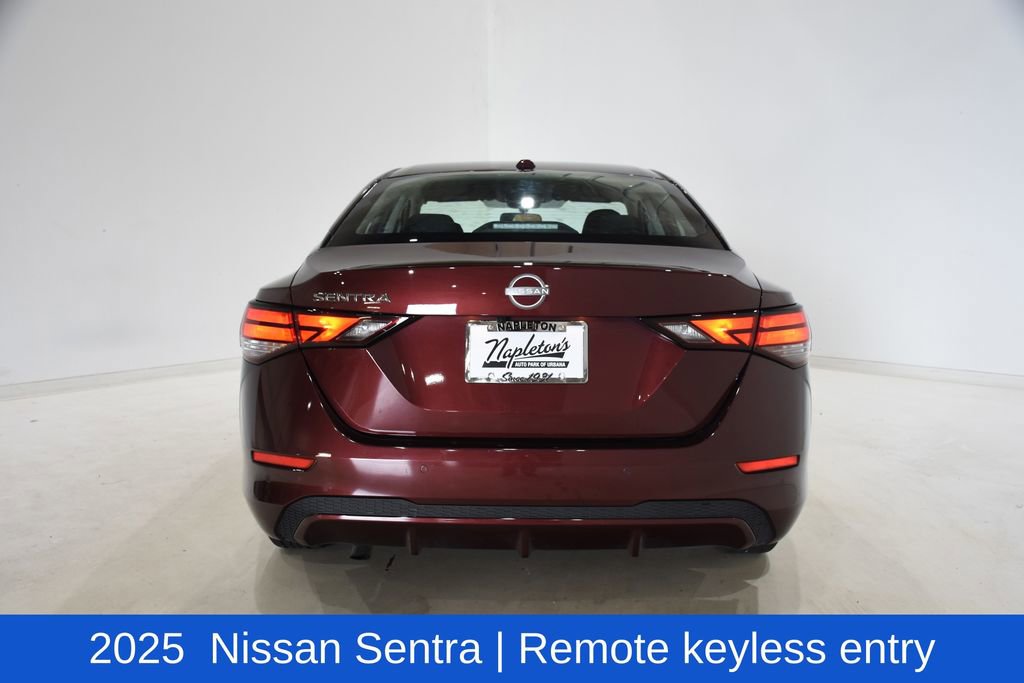 Used 2025 Nissan Sentra SV image 5
