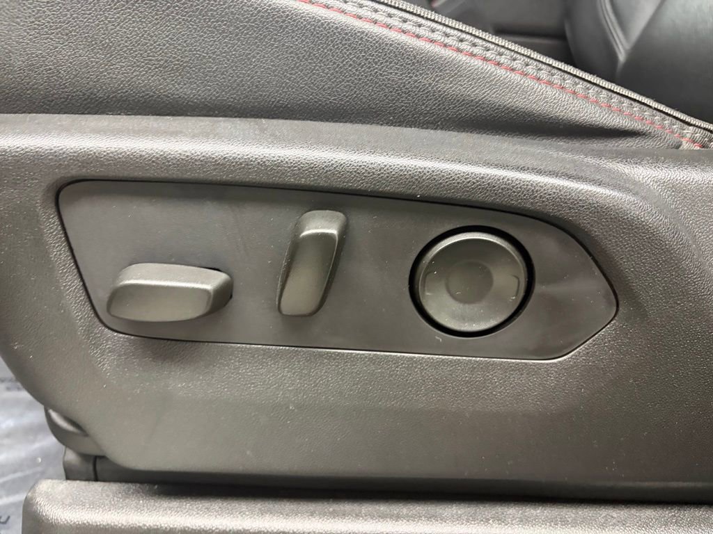 Used 2021 Chevrolet Tahoe RST w/ Luxury Package image 11