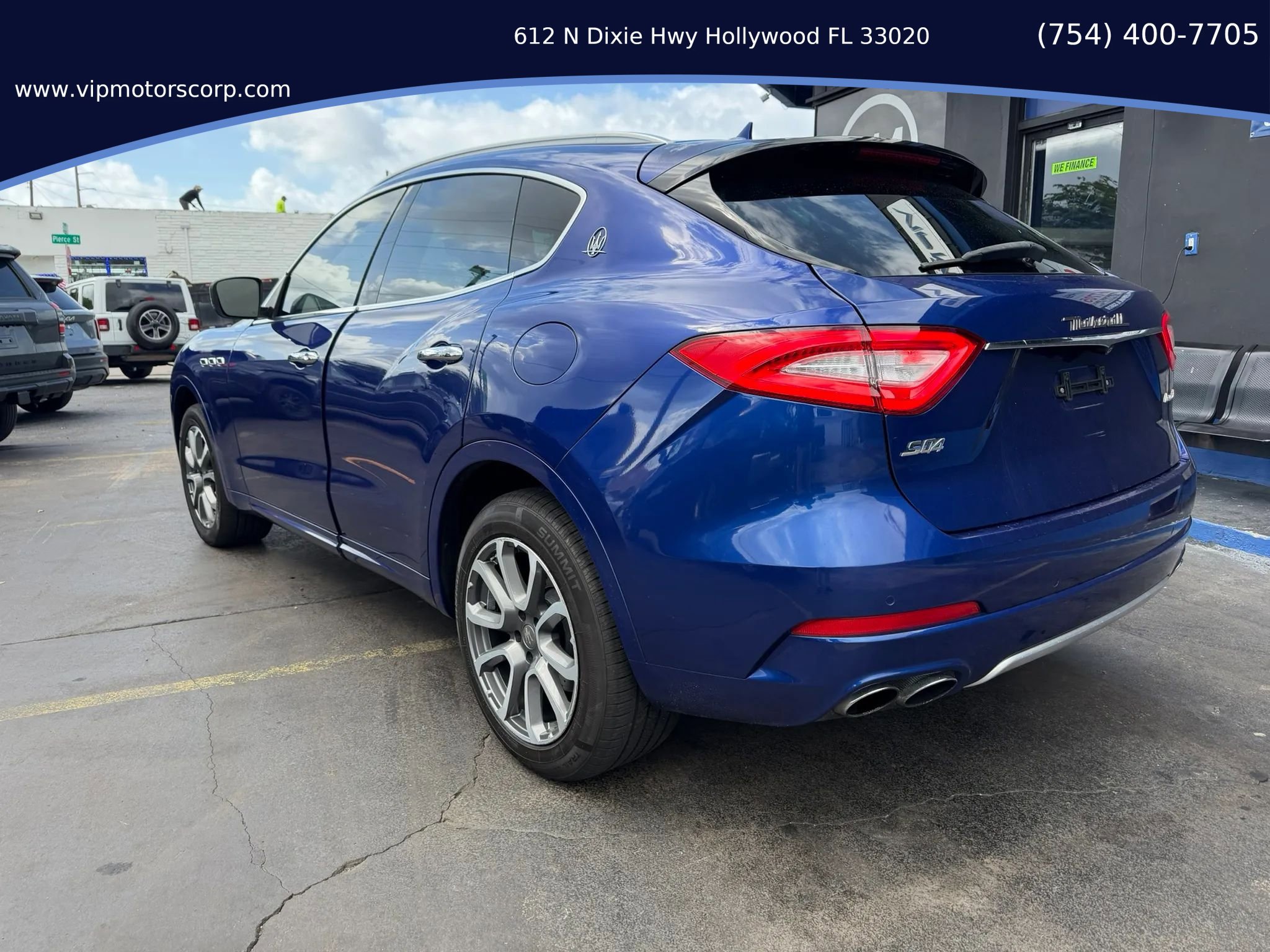Used 2017 Maserati Levante S AWD/4WD image 3