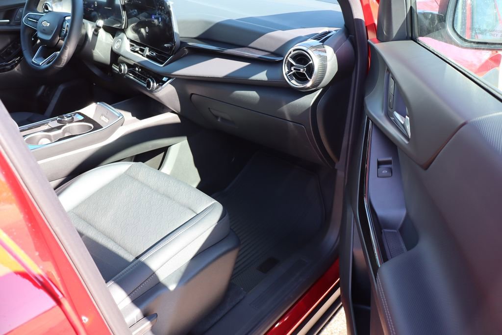 New 2026 Chevrolet Equinox LT w/ Convenience Package II image 42