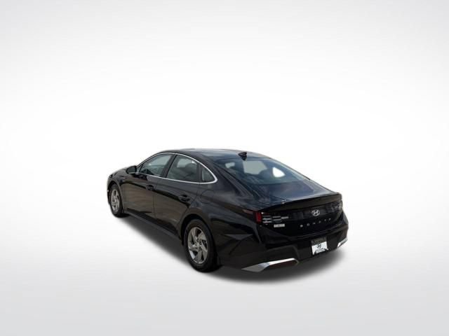 Used 2025 Hyundai Sonata SE FWD image 5