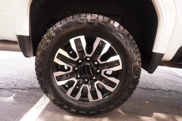 Used 2024 GMC Sierra 2500 Denali Ultimate w/ Max Trailering Package AWD/4WD image 47