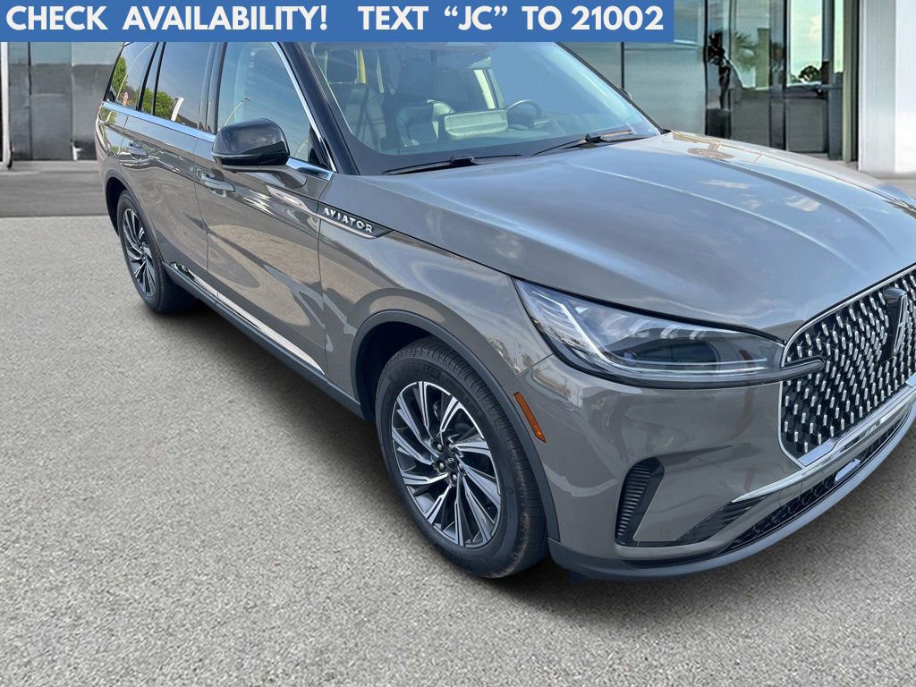 Used 2025 Lincoln Aviator 2WD
