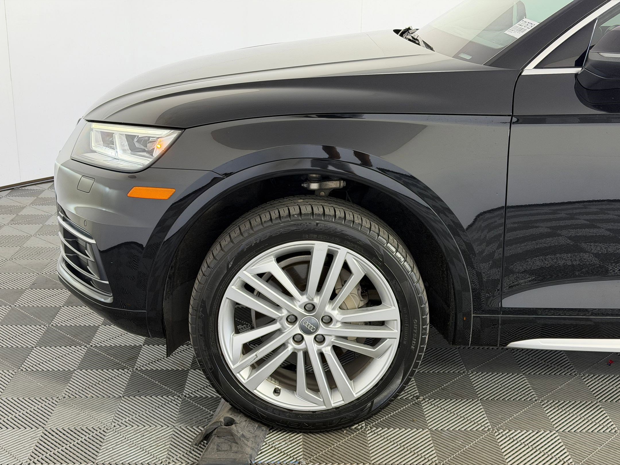 Used 2018 Audi Q5 2.0T Premium Plus w/ Premium Plus Package image 11