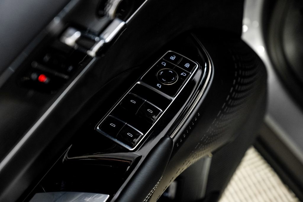 Used 2024 Cadillac Lyriq Luxury w/ LPO, Floor Liner Package image 44