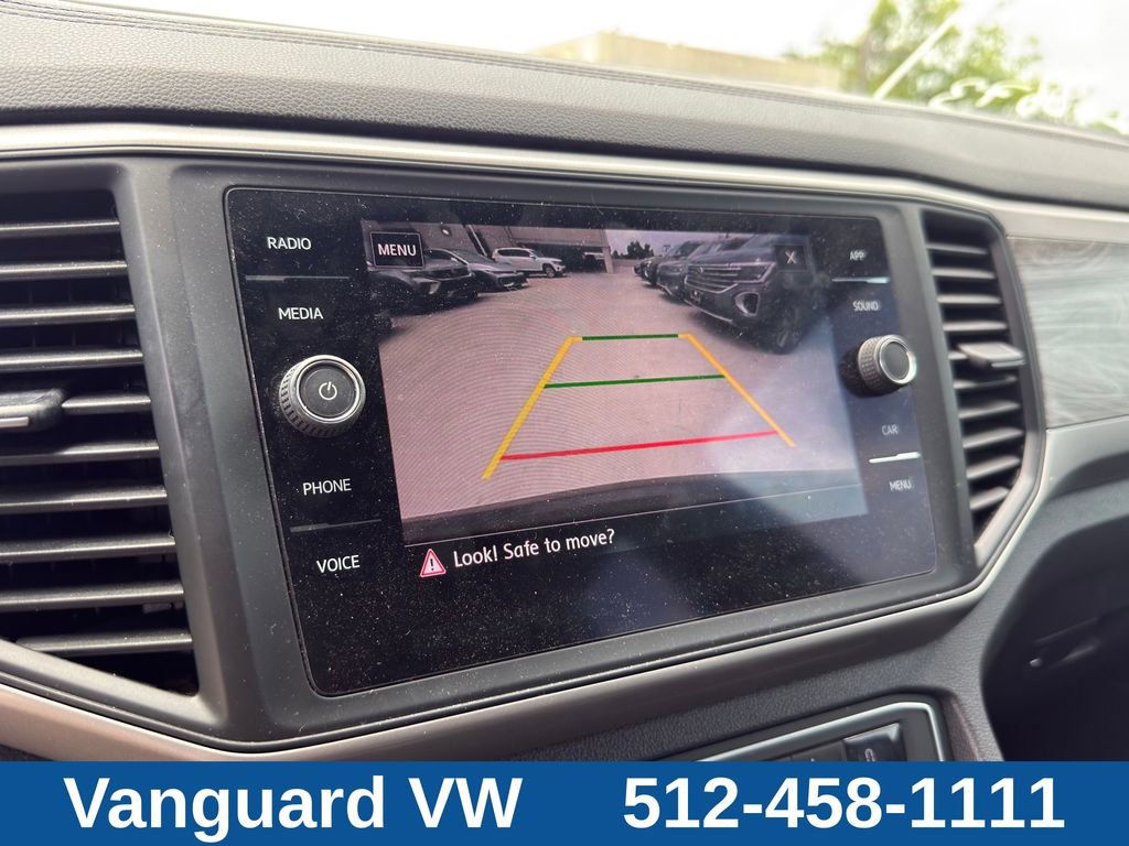 Used 2020 Volkswagen Atlas Cross Sport SE FWD image 16