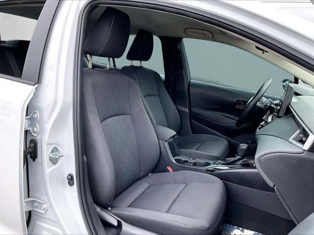 Used 2024 Toyota Corolla LE image 9