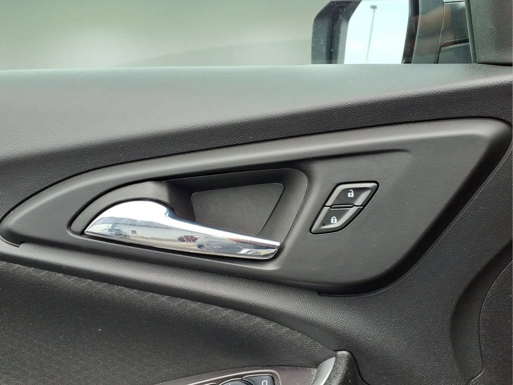 Used 2024 Chevrolet Malibu LT FWD image 15