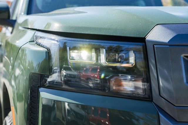 New 2026 Nissan Frontier SV image 13