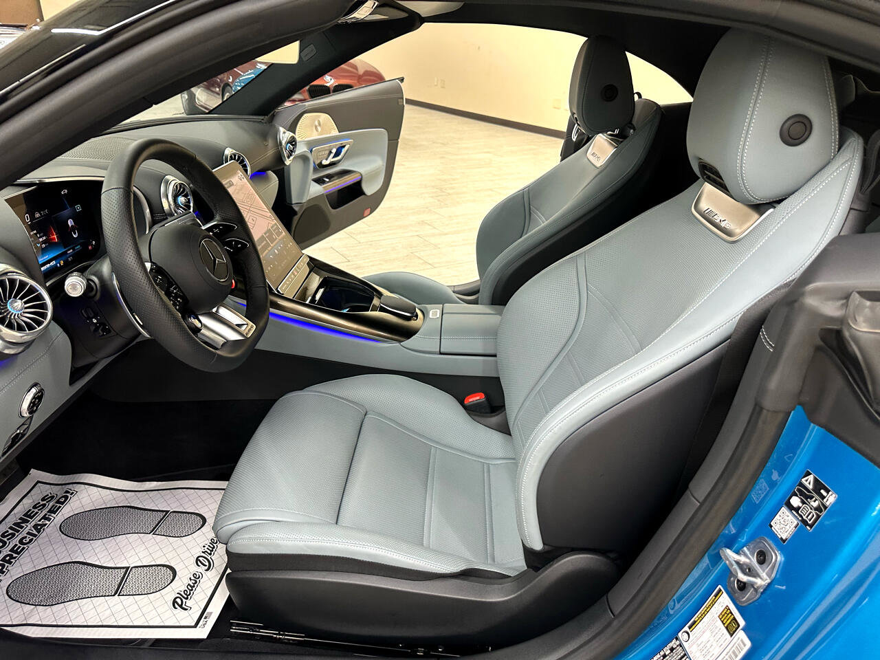Used 2024 Mercedes-Benz SL 43 AMG image 23