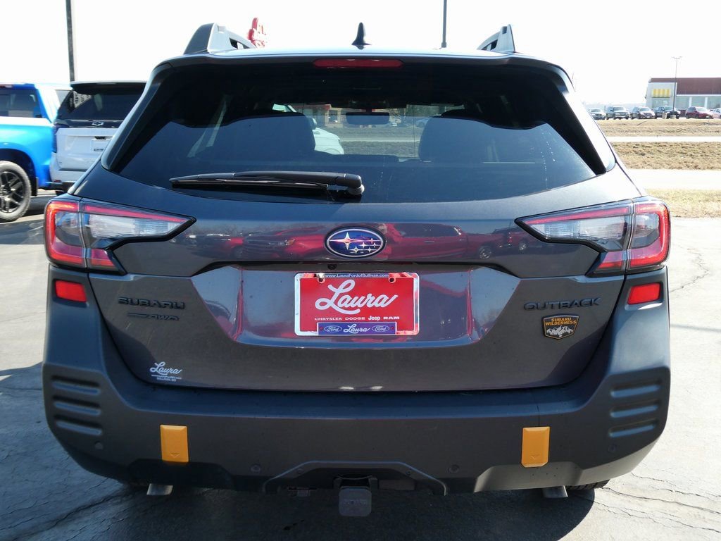 Used 2025 Subaru Outback Wilderness image 6