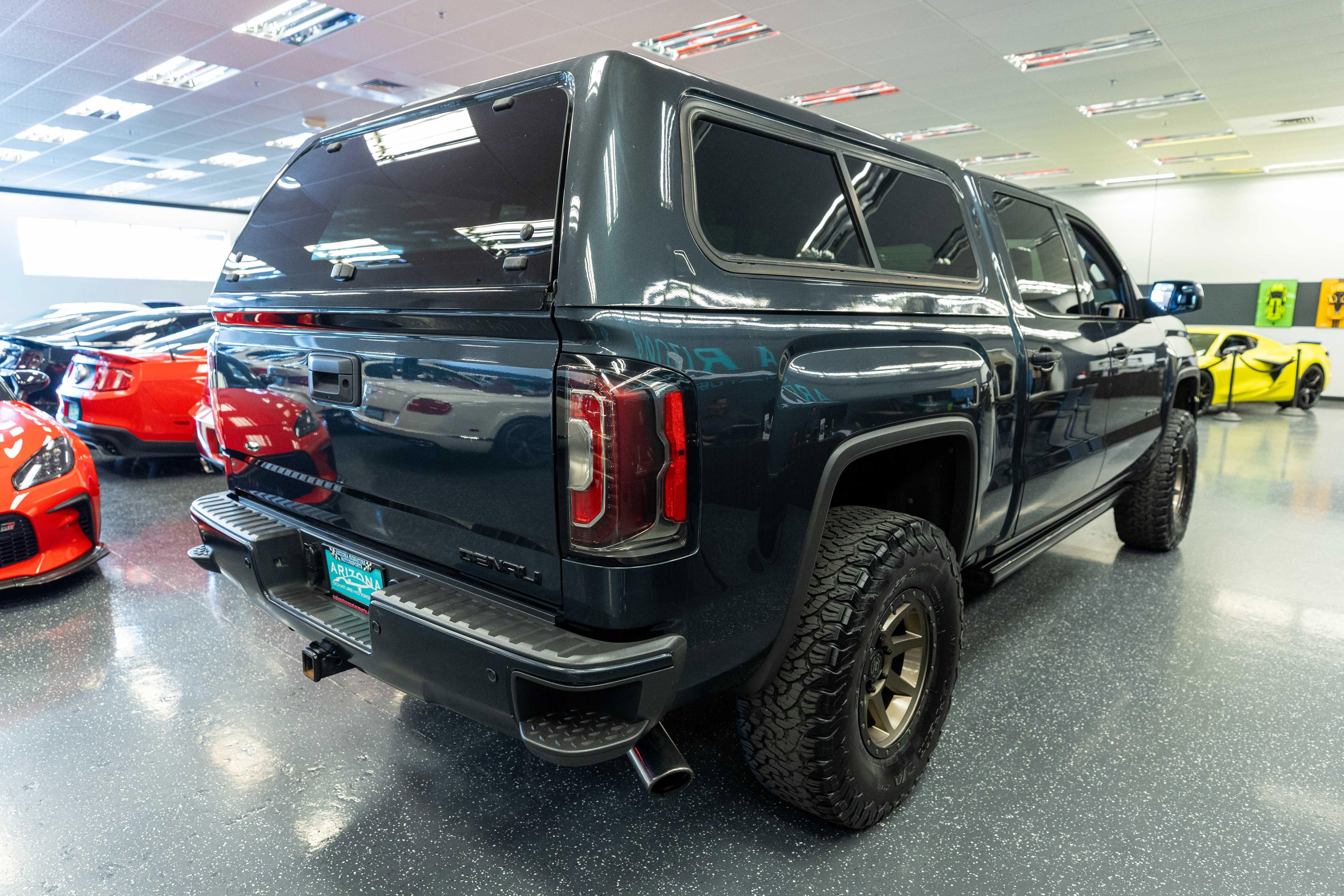 Used 2018 GMC Sierra 1500 Denali AWD/4WD image 6