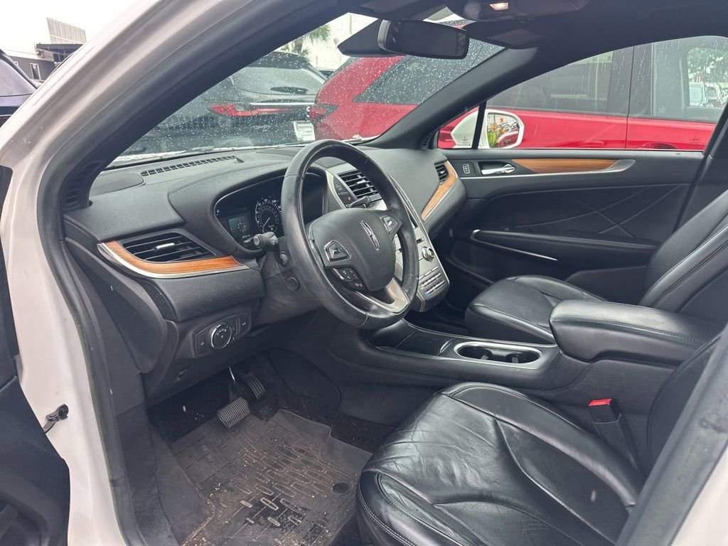 Used 2019 Lincoln MKC Reserve AWD/4WD image 5