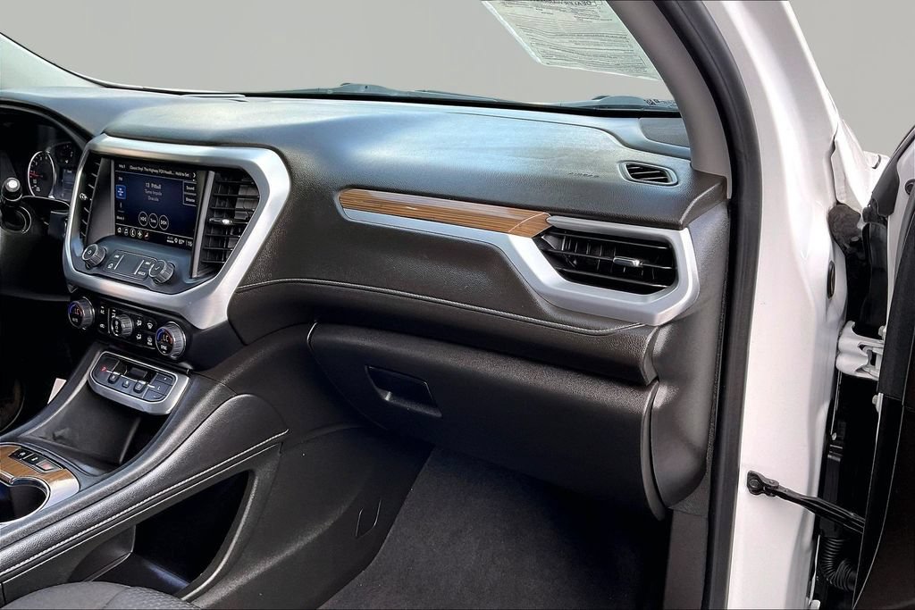 Used 2023 GMC Acadia SLE w/ Driver Convenience Package AWD/4WD image 30