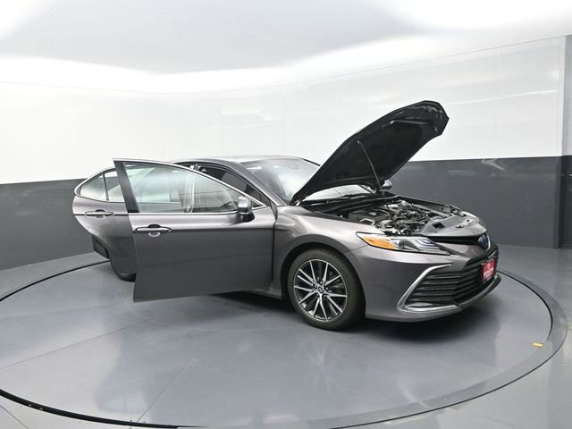 Used 2023 Toyota Camry XLE w/ Navigation Package image 35