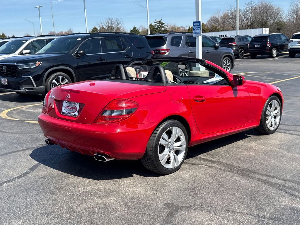Used 2010 Mercedes-Benz SLK 350 image 11