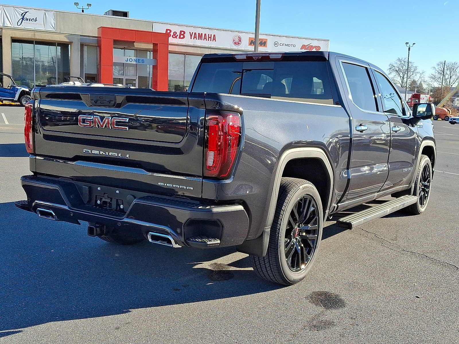 New 2026 GMC Sierra 1500 Denali w/ Technology Package image 4